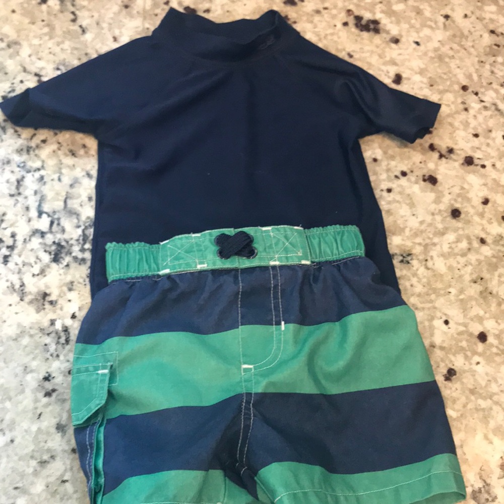 9m swim suit and rash guard